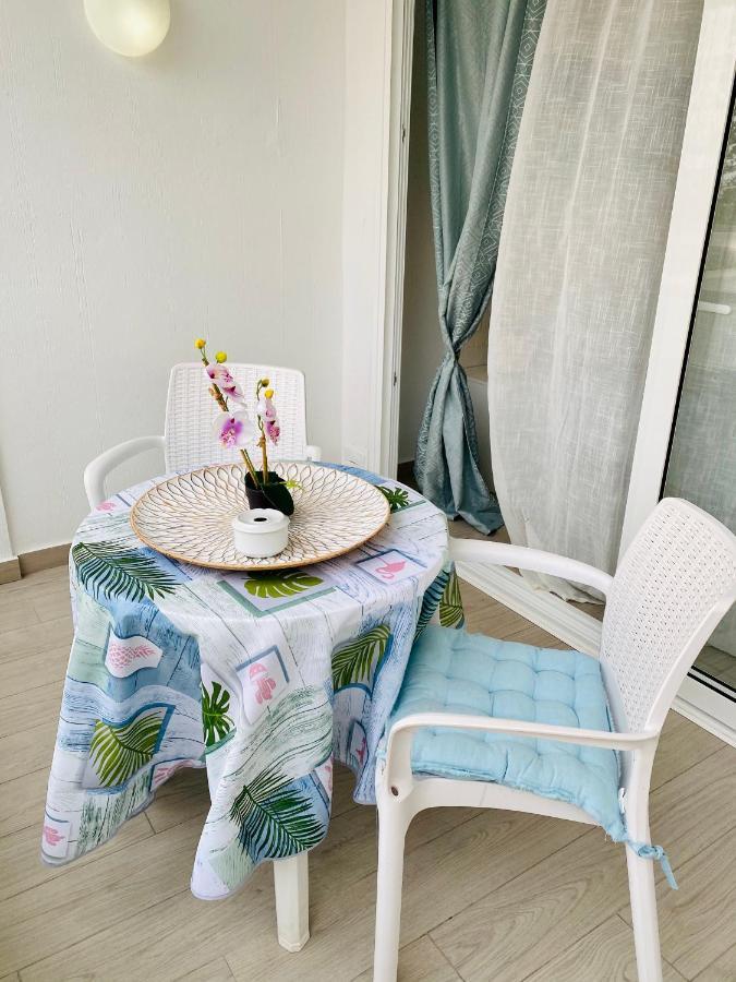 Beach Las Americas Suite Playa Feñabe Exteriör bild